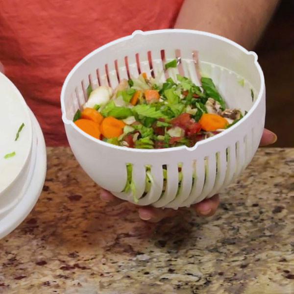 Perfect Salad Cutter Bowl